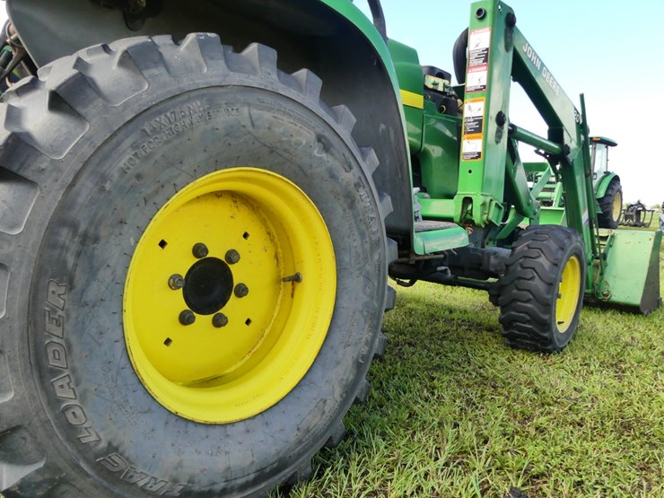 john-deere-4210-image-7