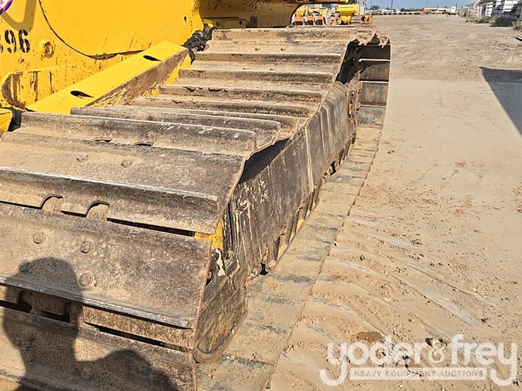 2016-komatsu-d65pxi-18-image-24