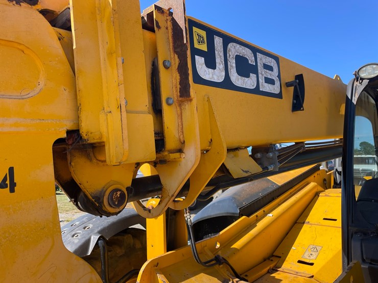 2017-jcb-507-42-image-28