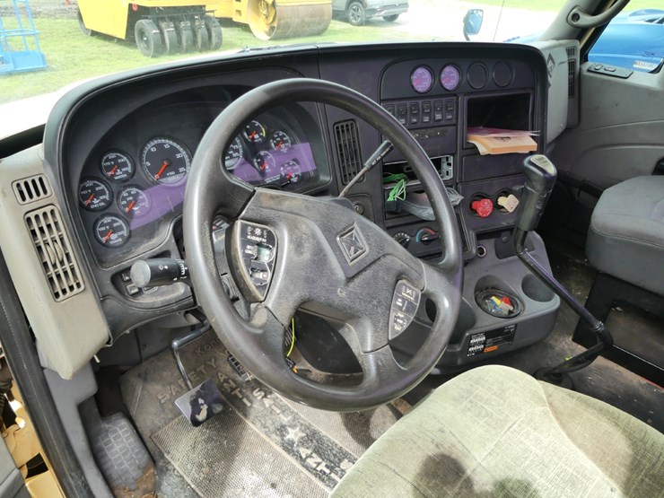 2009-international-prostar-image-9
