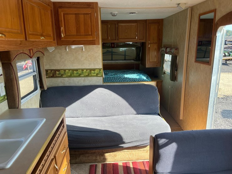 2006-jayco-jay-flight-camper-image-8