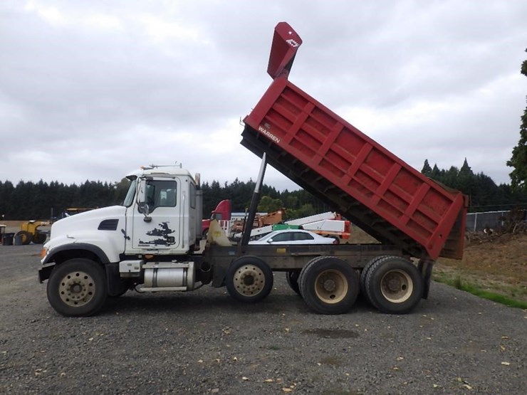 2005-mack-cv713-granite-15'-3-axle-dump-truck-image-6