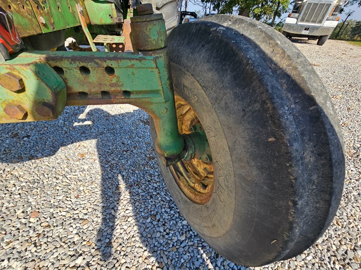 john-deere-3040-image-71