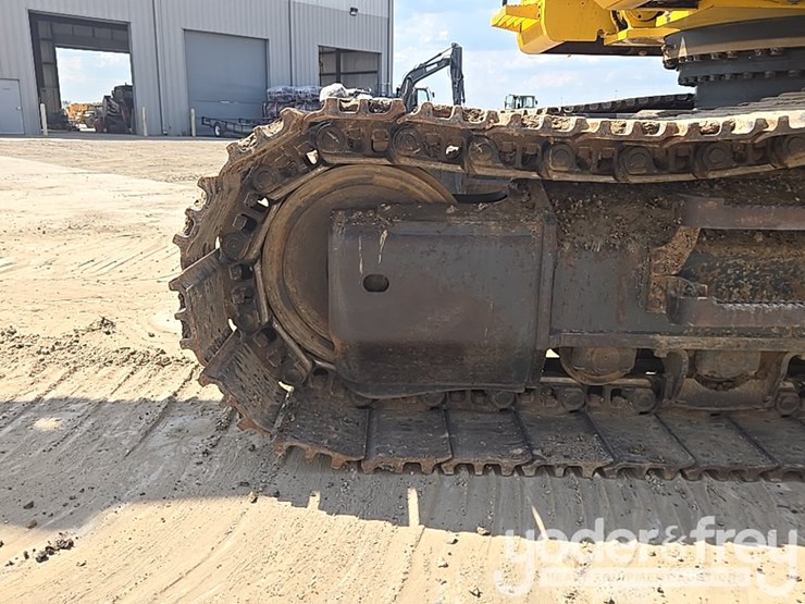 2022-komatsu-pc490-lc-11-image-27