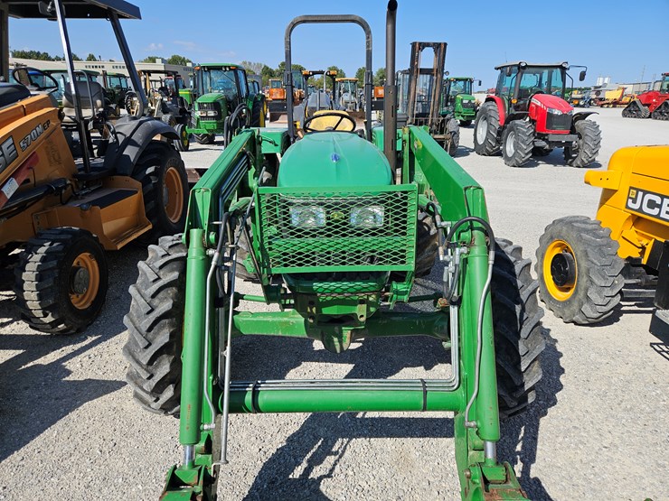 2009-john-deere-5065e-image-4
