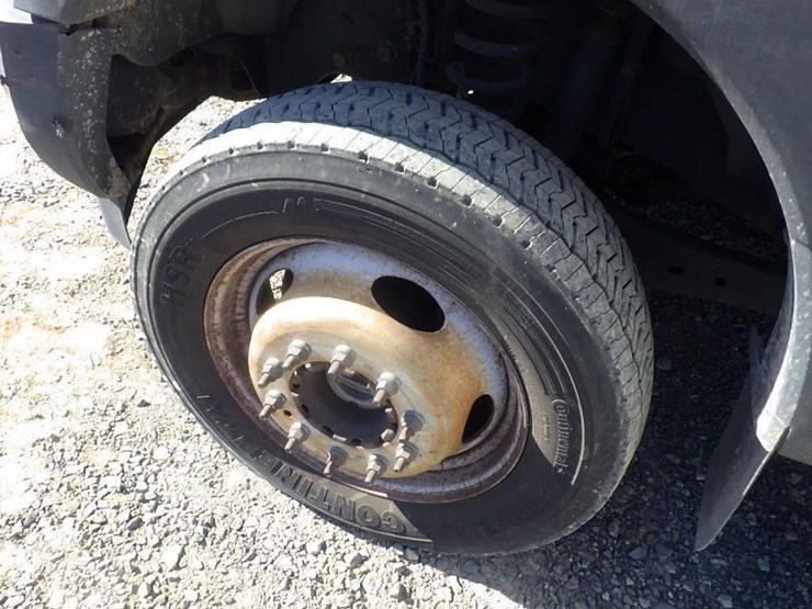 2018-ford-f550-image-31