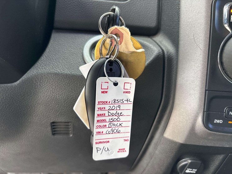 2019-dodge-ram-1500-image-28