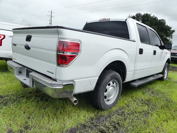 2014-ford-f150-xl-image-4