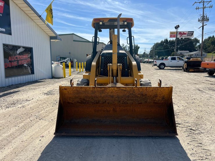 deere-310g-image-8