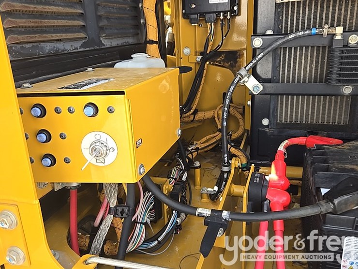 2019-caterpillar-313fl-image-45