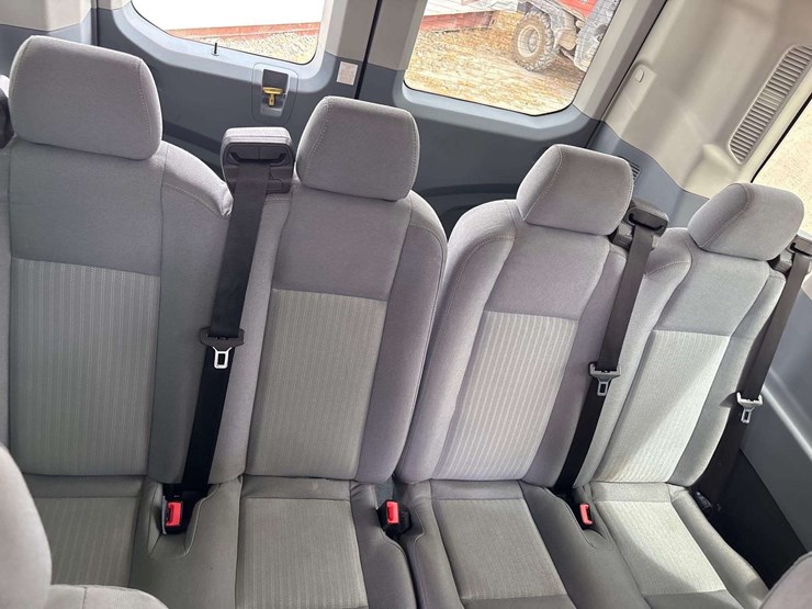 2015-ford-transit-image-14
