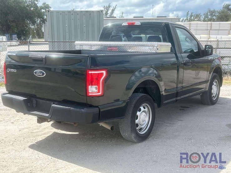 2017-ford-f150-image-3