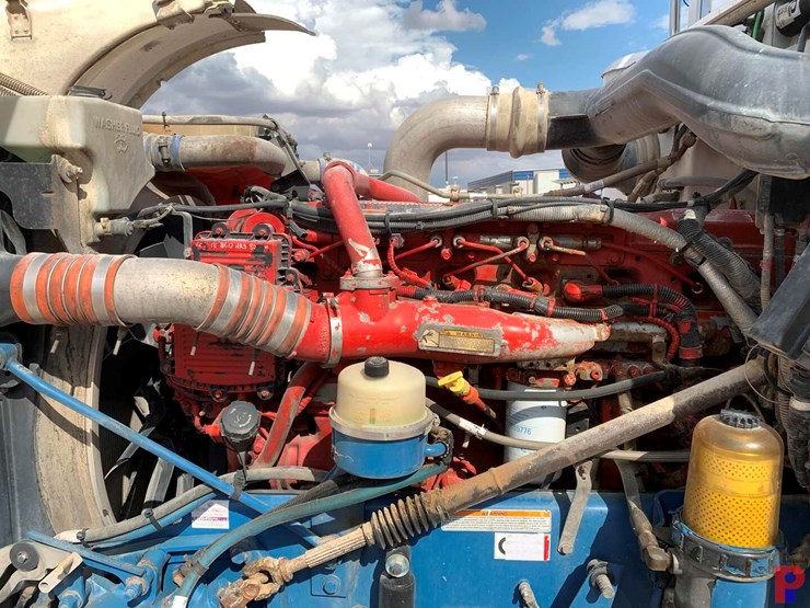 2013-peterbilt-367-image-4
