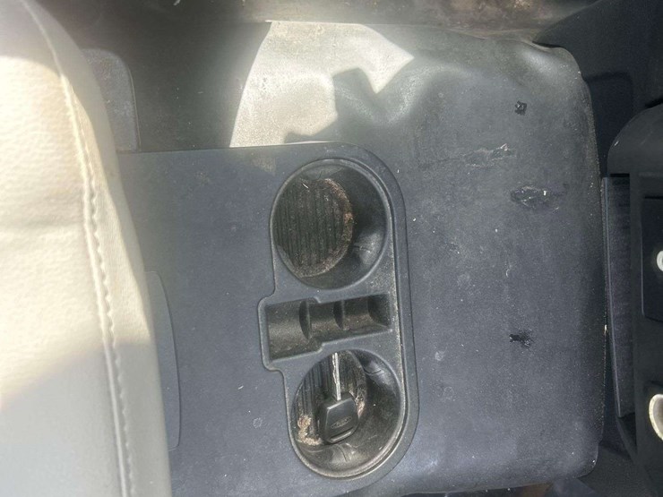 2017-ford-f150-image-15