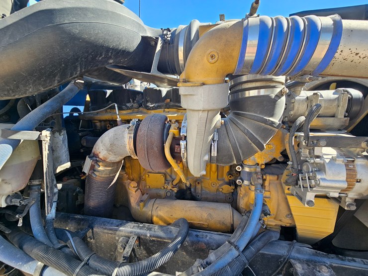 2007-peterbilt-379-image-36