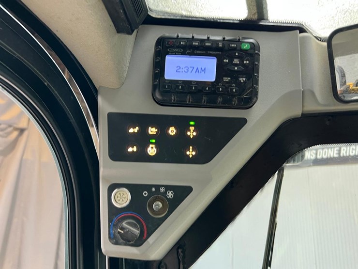 jcb-3ts-8t-image-26