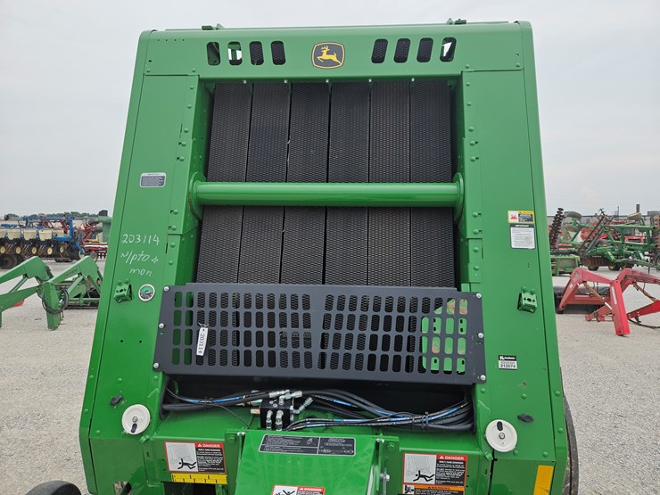 2022-john-deere-460m-image-3
