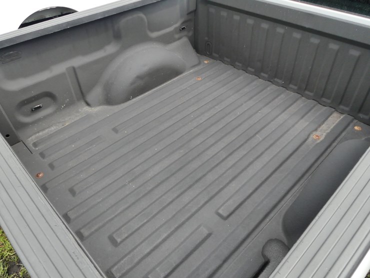 2014-ford-f150-xl-image-5