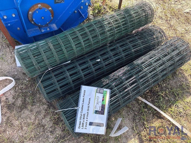 rolls-of-green-vinyl-coated-lawn-fencing-image-2