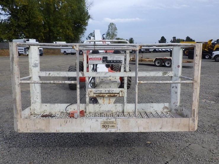 snorkel-telescopic-boom-lift-image-14