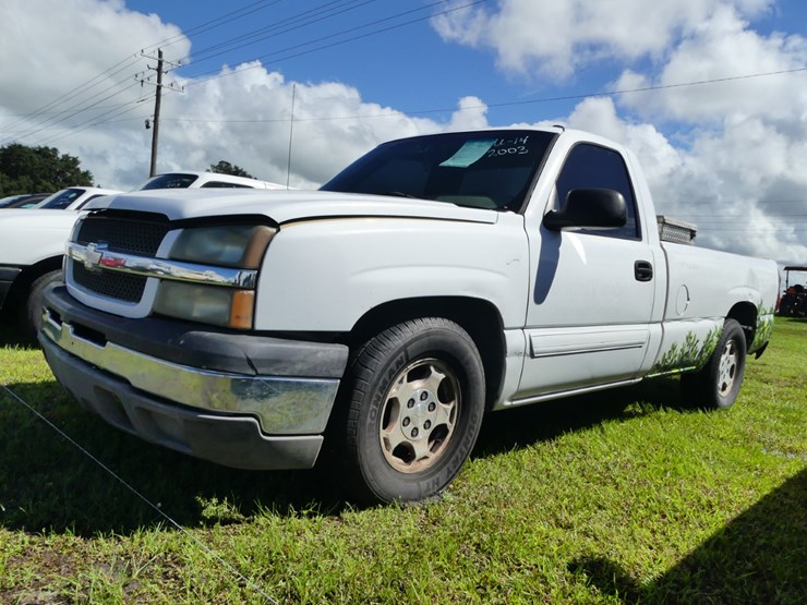 2003-chevrolet-silverado-image-1