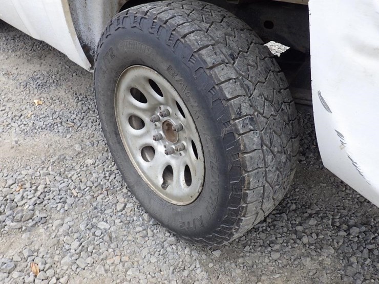 2008-chevrolet-silverado-image-10