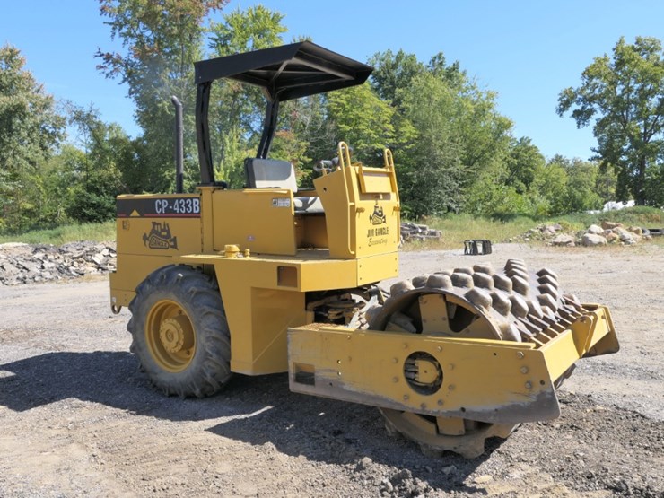 1994-caterpillar-cp-433b-image-6