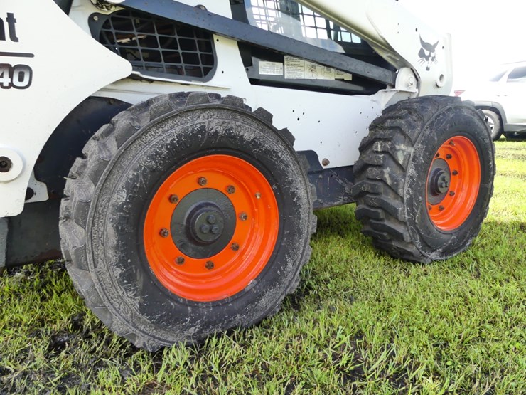 2021-bobcat-s740-image-9