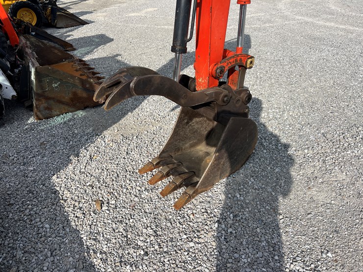 kubota-kx71-3-image-3