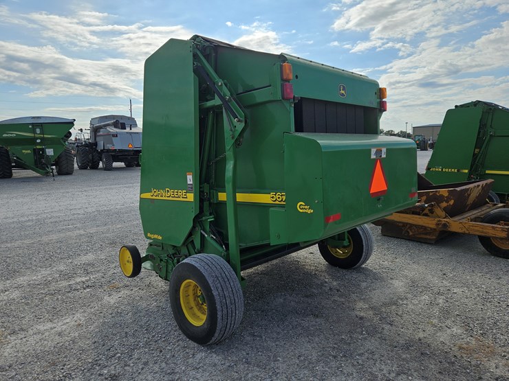 2003-john-deere-567-image-11