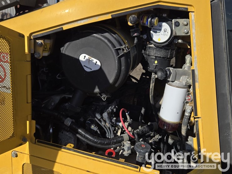 2020-komatsu-d61pxi-24-image-36
