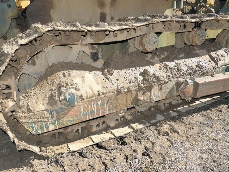 caterpillar-d6-image-13