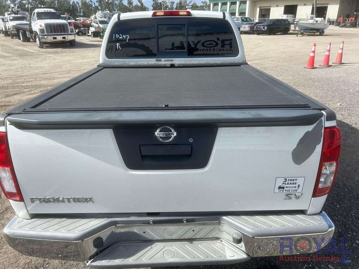 2017-nissan-frontier-image-15