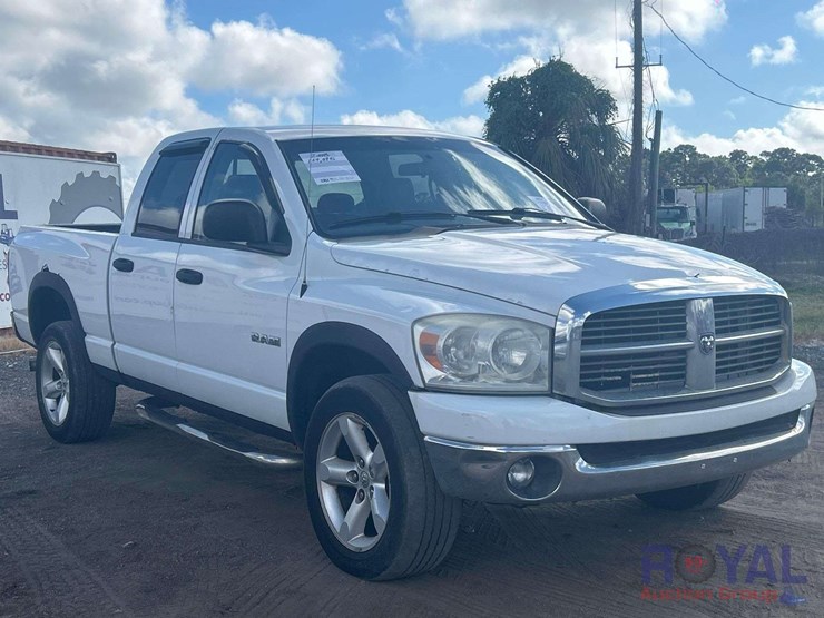 2008-dodge-ram-1500-image-2