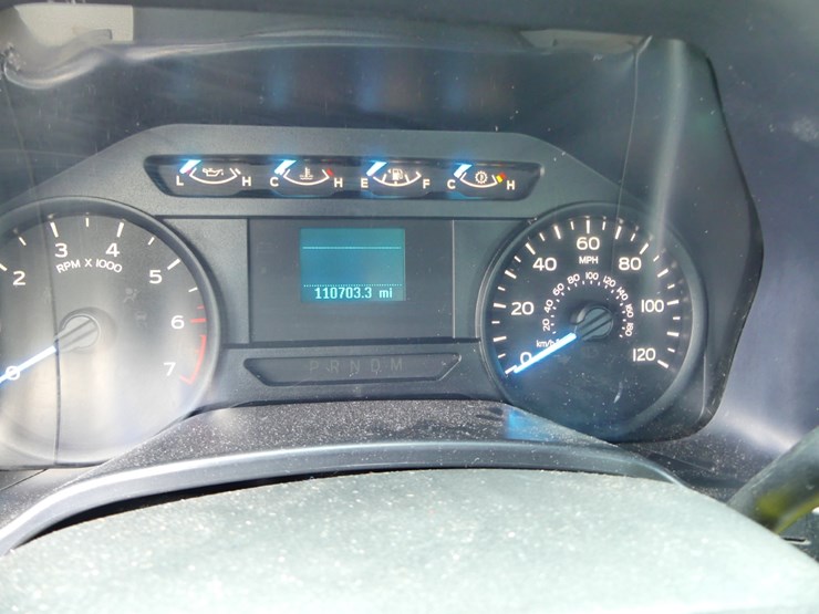 2020-ford-f150-xl-image-12