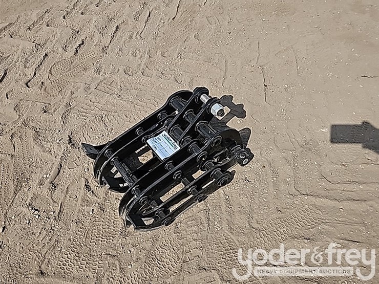 unused-ir-wood-grabber-to-suit-mini-excavator-image-1