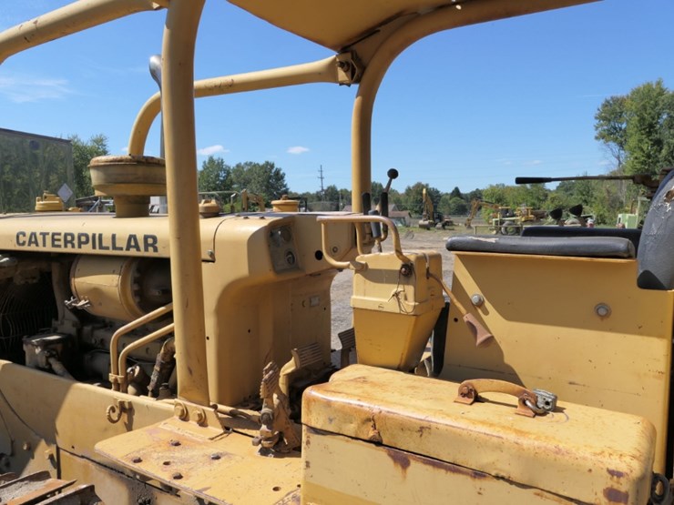 caterpillar-d6c-image-12