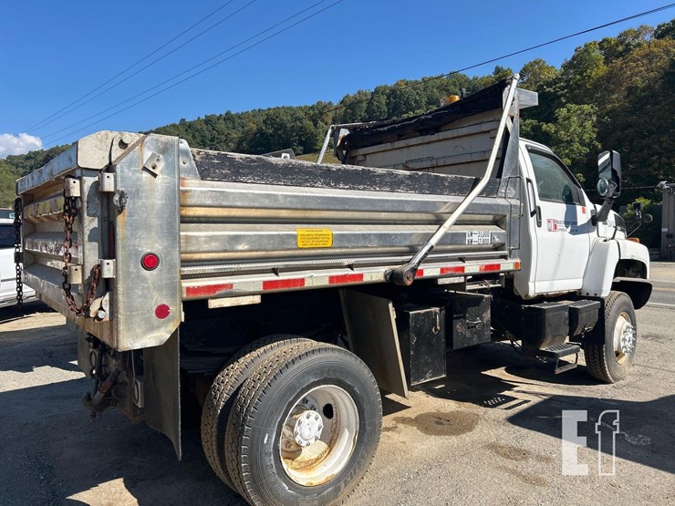 2008-gmc-topkick-c7500-image-3