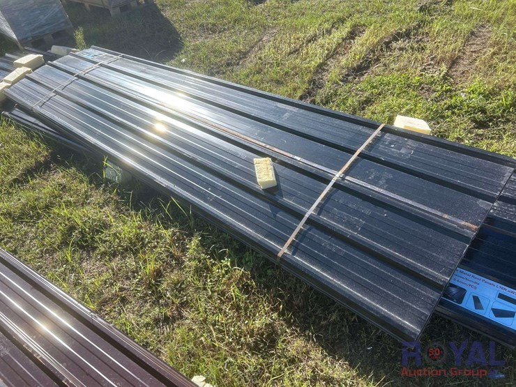 black-metal-roof-panels-image-4
