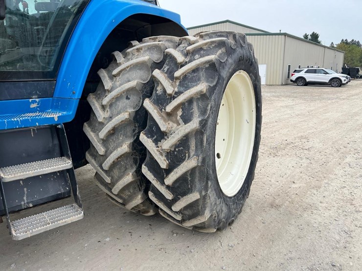 new-holland-8770-image-13