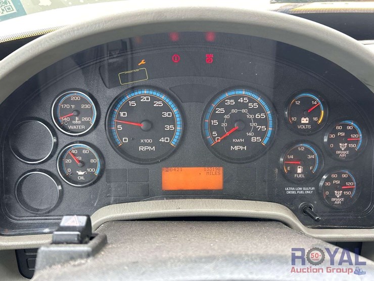 2013-international-durastar-4300-image-20