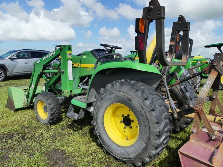 john-deere-4210-image-4
