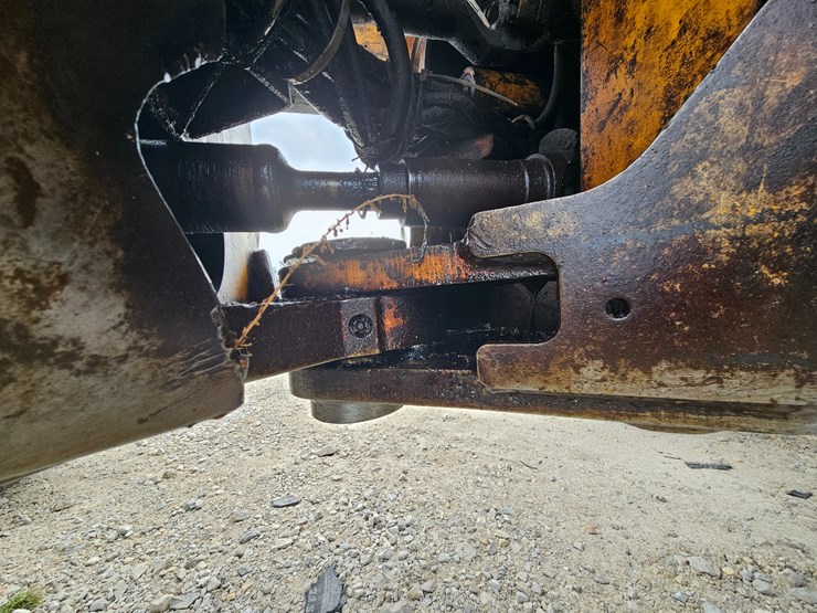 648-deere-648e-image-57