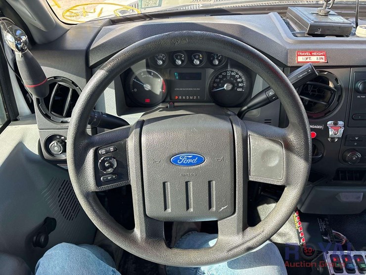 2015-ford-f550-image-12