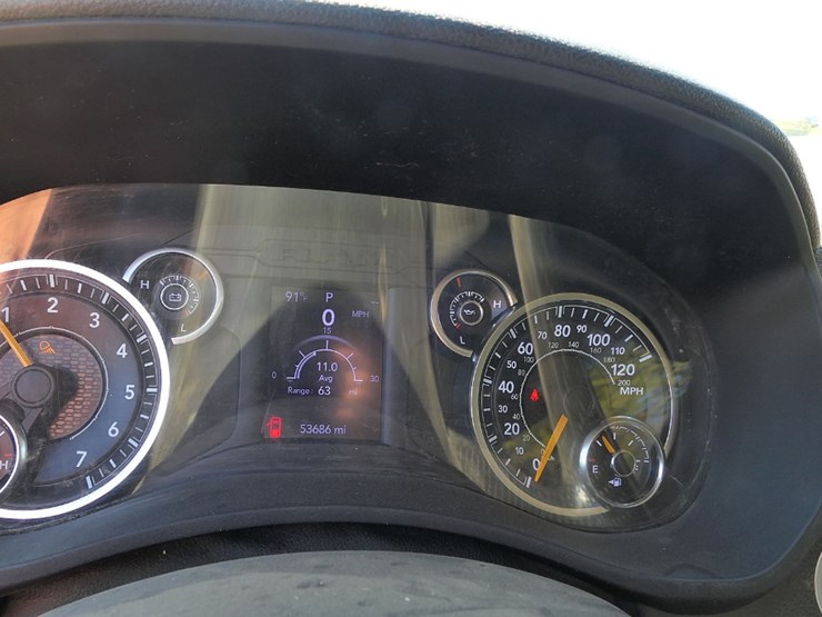 2020-dodge-ram-3500-image-34