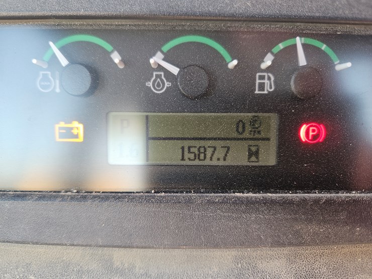 2017-deere-650k-xlt-image-22