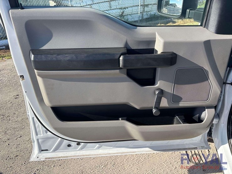 2019-ford-f350-image-6