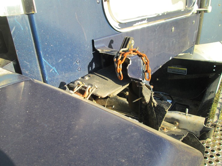 2001-kenworth-t600-image-23