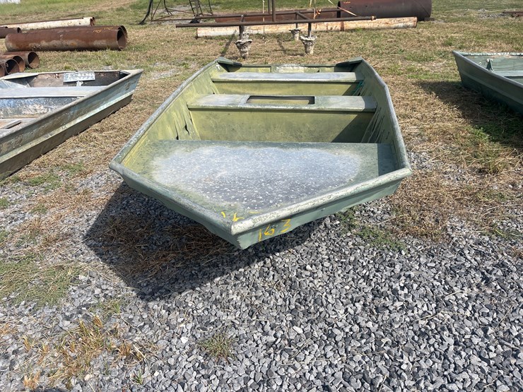 #163-•-alluminum-boat-image-2
