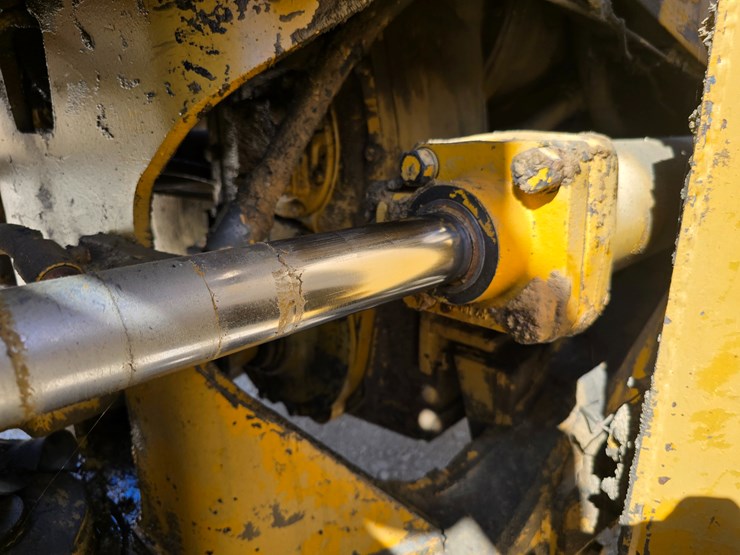 caterpillar-988b-image-55